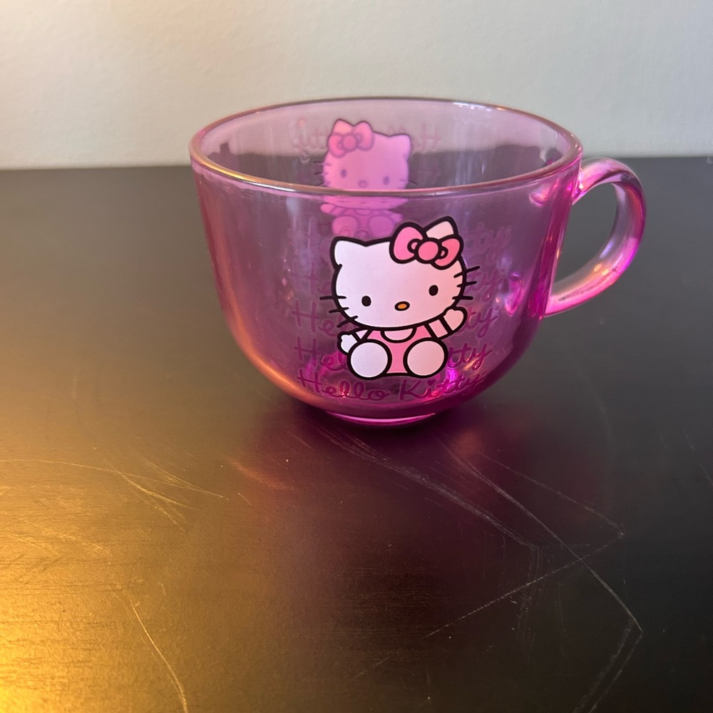 Glass hello kitty mug